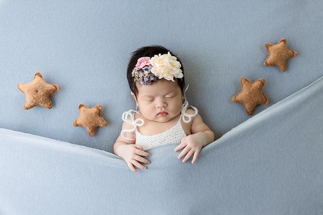 Newborn is sleeping in a baby swing safe ?